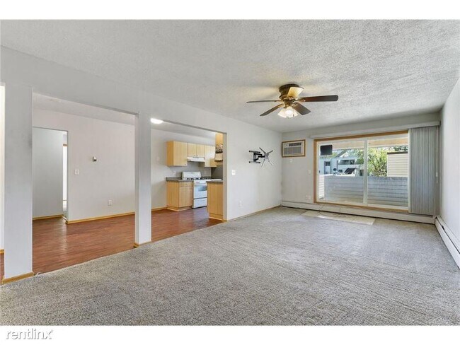 Building Photo - 10840 Rockford Rd