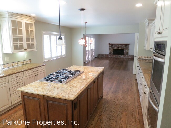 Building Photo - 4 br, 2.5 bath House - 9 Greenvalley Drive