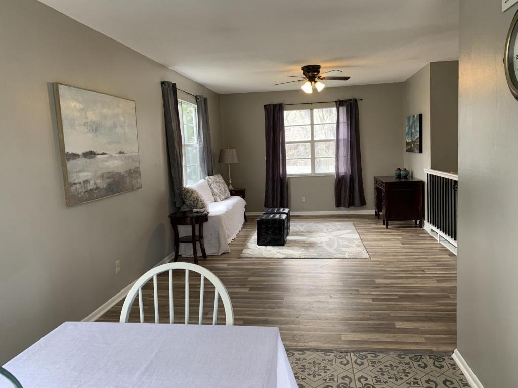 Foto principal - 10700 W. 90th terr