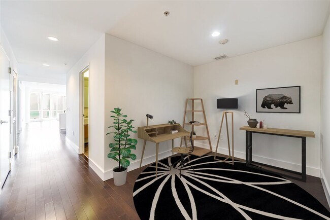 Foto del edificio - 77 Hudson St