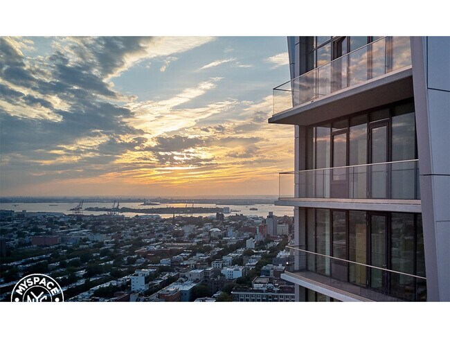 Building Photo - 300 Ashland Pl