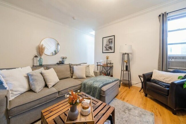 Foto del edificio - 715 Willow Ave