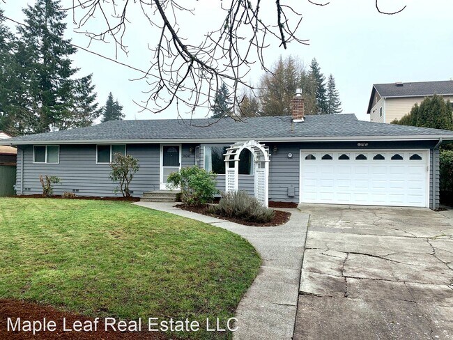 Foto del edificio - 3 br, 1.5 bath House - 14048 SE 202ND STREET