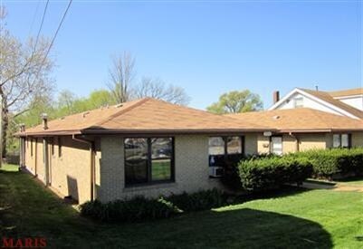 Building Photo - 9204 Lackland Rd