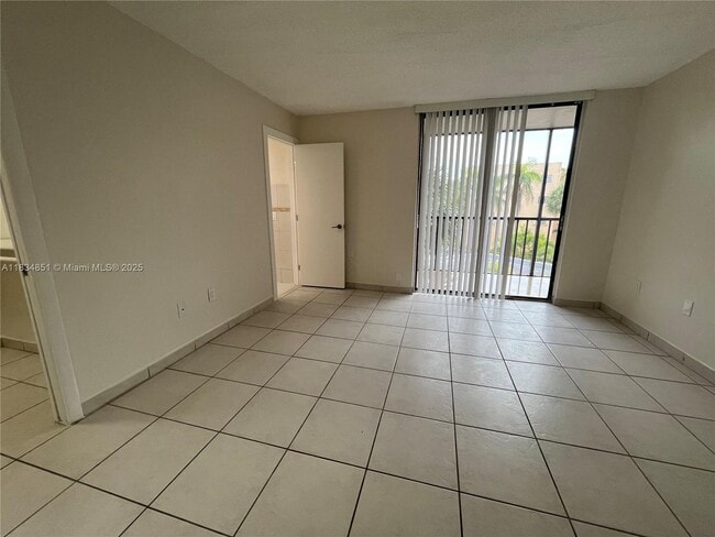 Foto del edificio - 8540 SW 133rd Avenue Rd