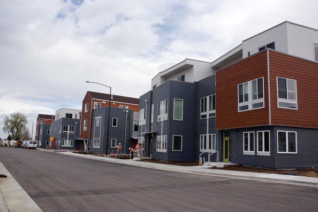 Foto del edificio - Kestrel Mixed Age Community