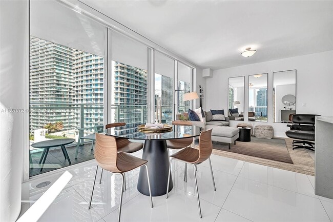 Foto del edificio - 1080 Brickell Ave