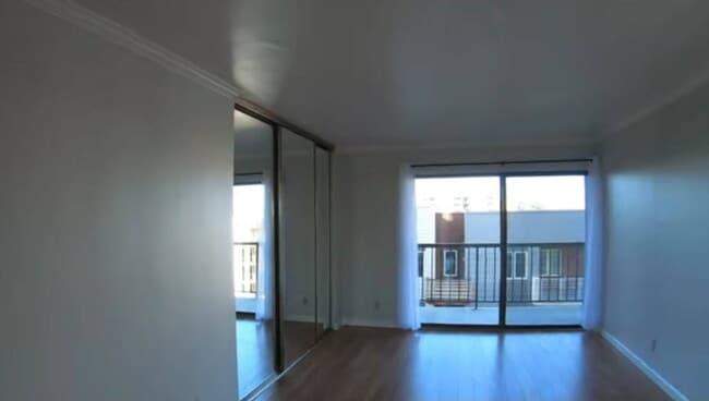 Building Photo - 500 N St