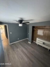 Building Photo - 14210 W Cameron St