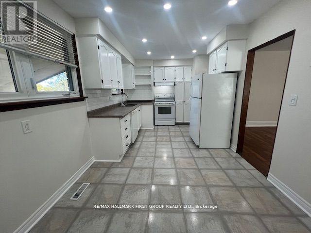 Photo du bâtiment - 63 Taylor Rd