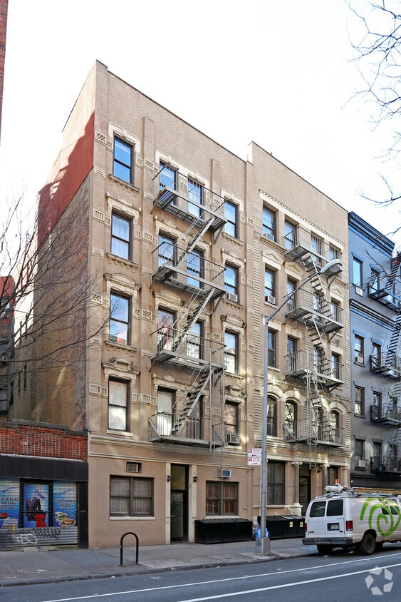 Primary Photo - 304 West 21st Street
