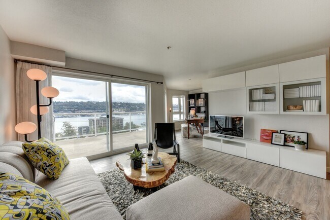 Sala de estar y balcón privado - The Summit at Lake Union