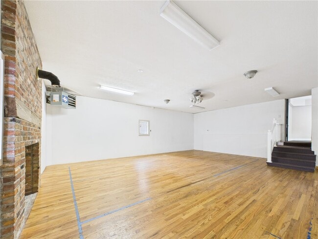 Building Photo - 40 E Genesee St