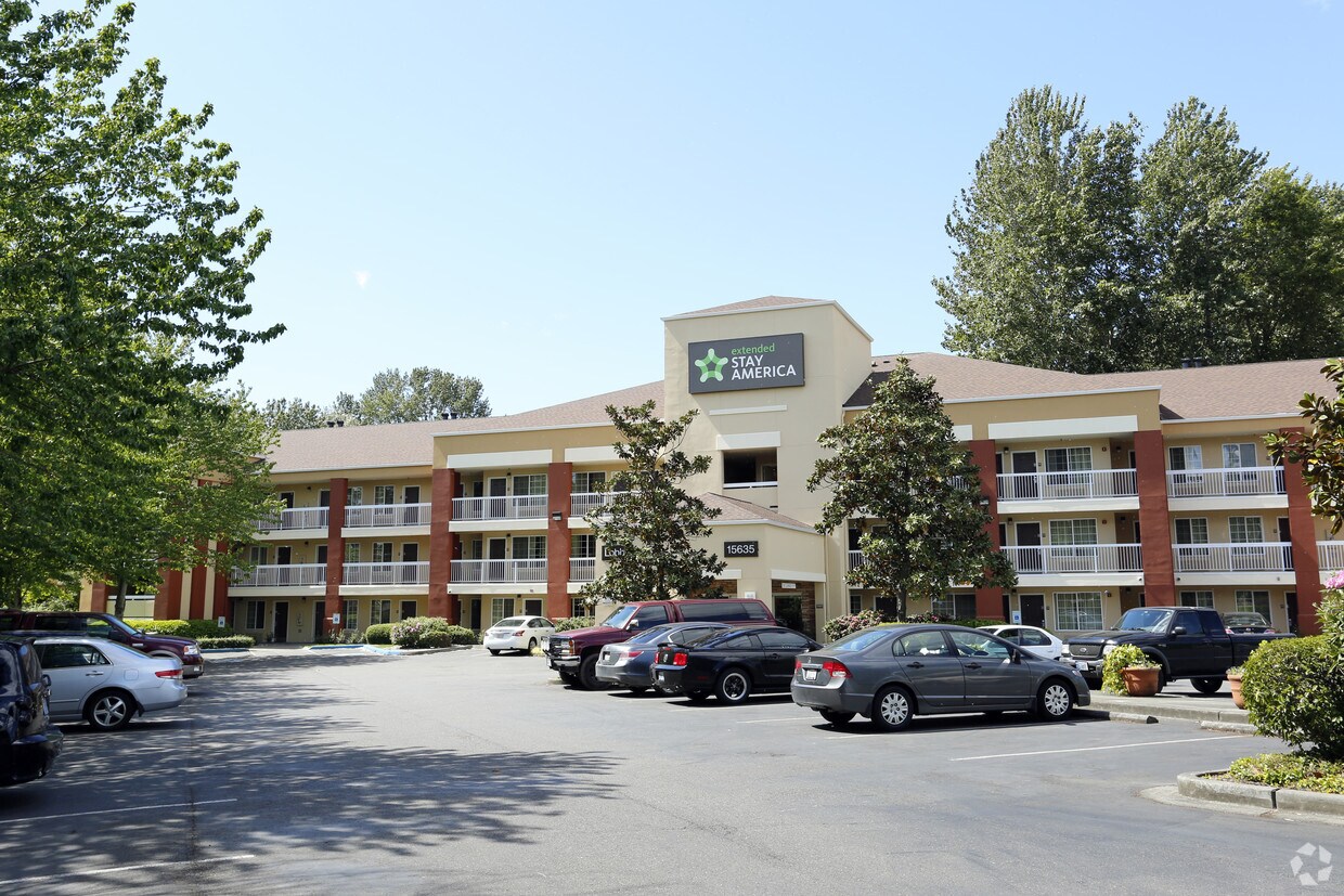 Furnished Studio Tukwila Apartments in Tukwila, WA