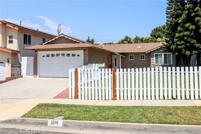 Primary Photo - 2516 Sierra Leone Ave