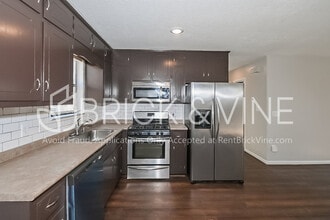 Building Photo - 6265 Country Vale Ln