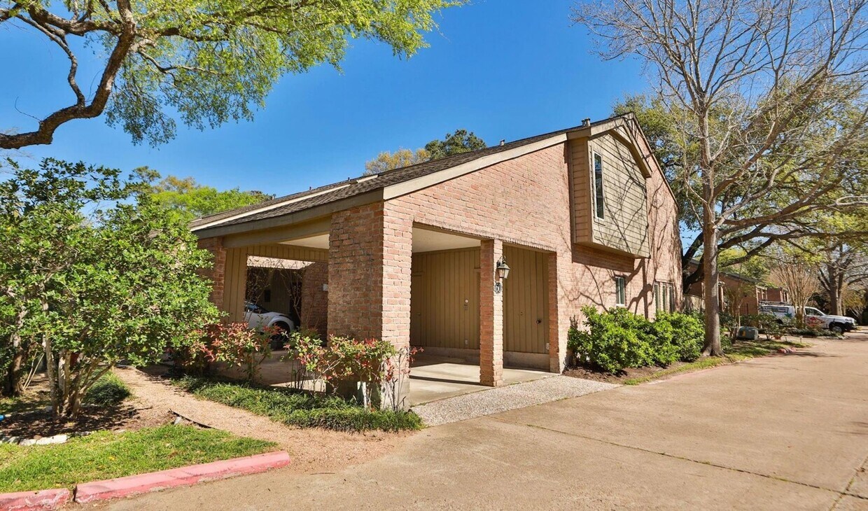 Primary Photo - For Lease | 2 Bed, 2 Bath | 1,630 Sq Ft | ...