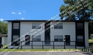 Building Photo - 123 SE 13th Ave