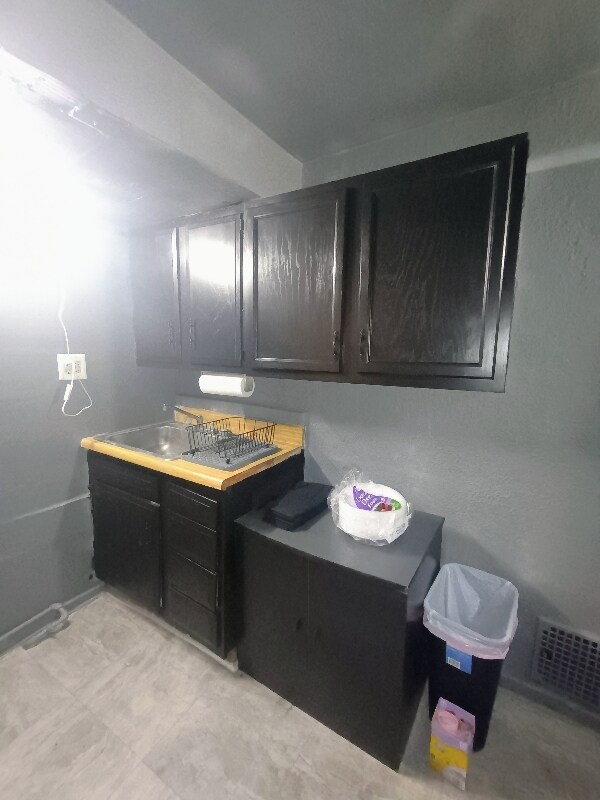 Foto del edificio - 9 Nutt Ave