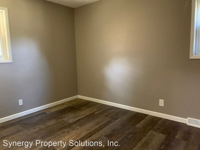 Building Photo - 3 br, 1.5 bath House - Hout Rd 2019 Richland