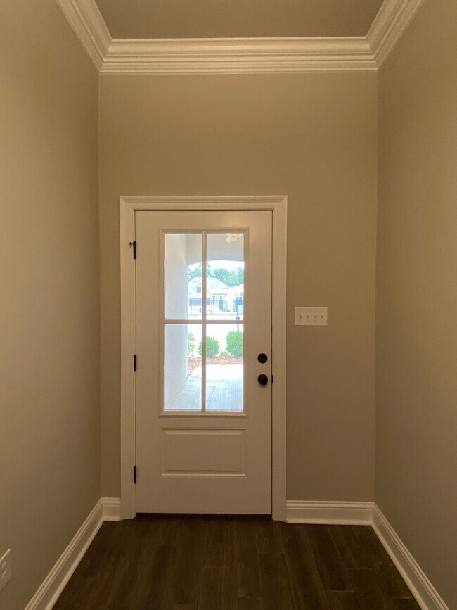 Building Photo - Willow Heights