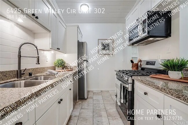 Building Photo - Rent to Own Luxury Condo with $30,000 Down...