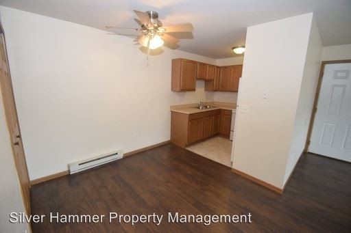Building Photo - 630 Shelby Pl