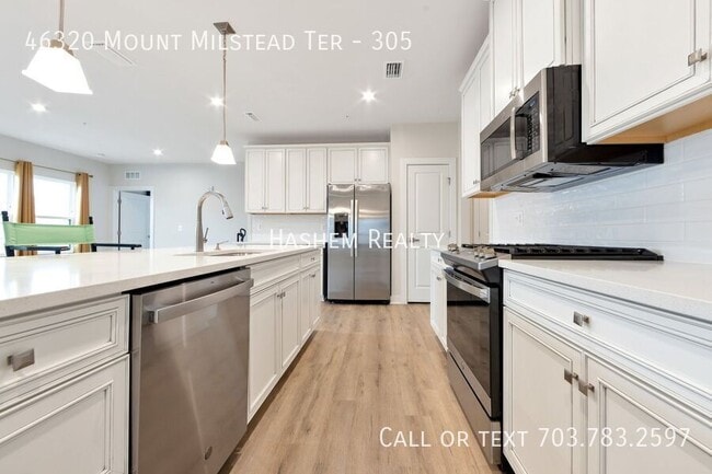 Foto del edificio - 46320 Mount Milstead Ter