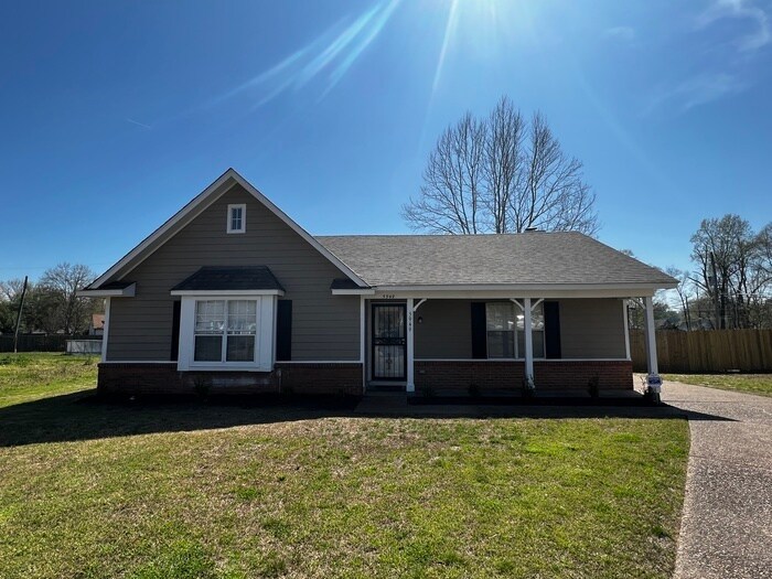 5949 Cuspidon Cv Available Now! House Rental in Millington, TN