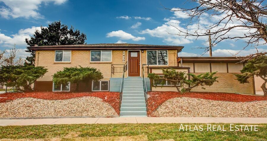 Primary Photo - 1430 E Iowa Ave
