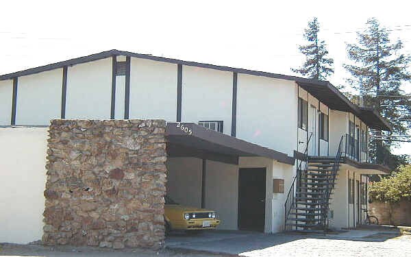 Primary Photo - 2605 Chester Dr