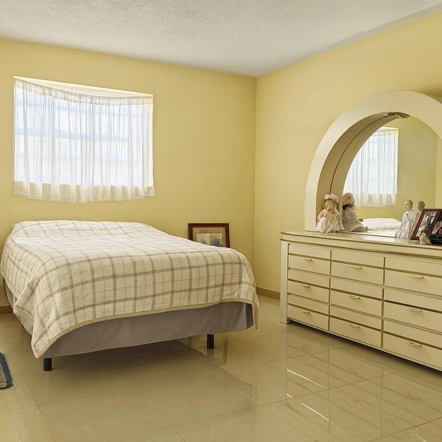 Foto del edificio - 2533 Dolphin Dr