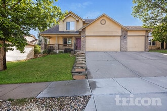 Building Photo - 5625 Saddle Rock Rd