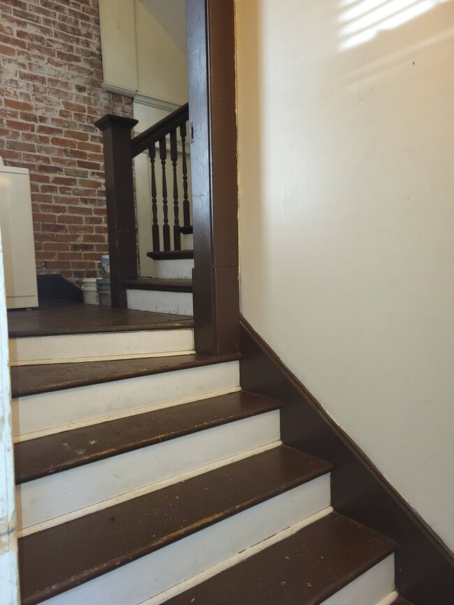 Building Photo - 37 S McLean Blvd