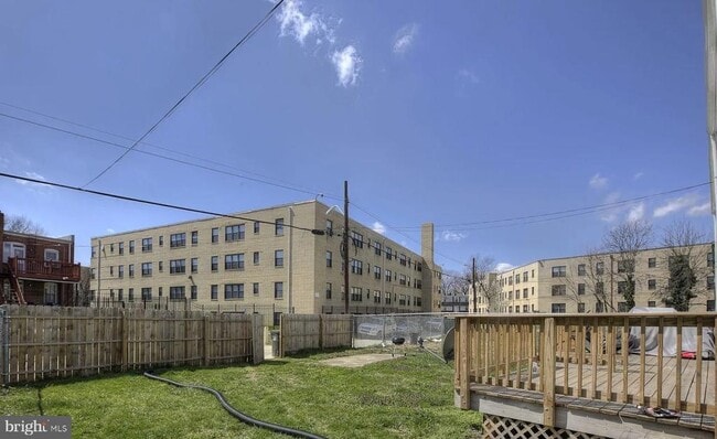 Foto del edificio - 257 Newcomb St SE
