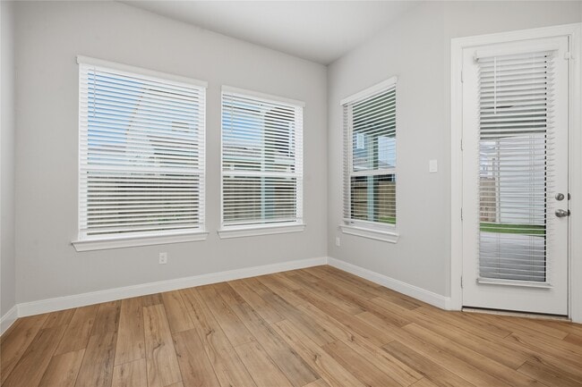 Building Photo - 719 Sandy Bay Ln