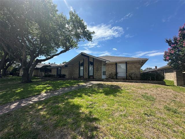 Foto principal - 526 Sheffield Dr