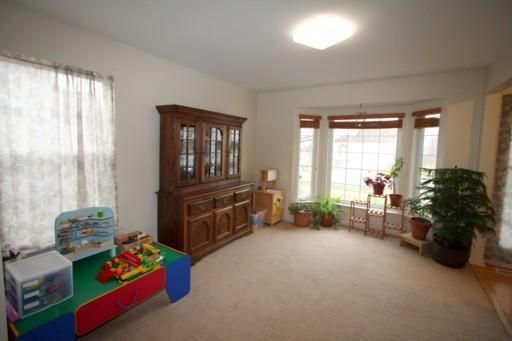 Building Photo - 3627 Noble Dr