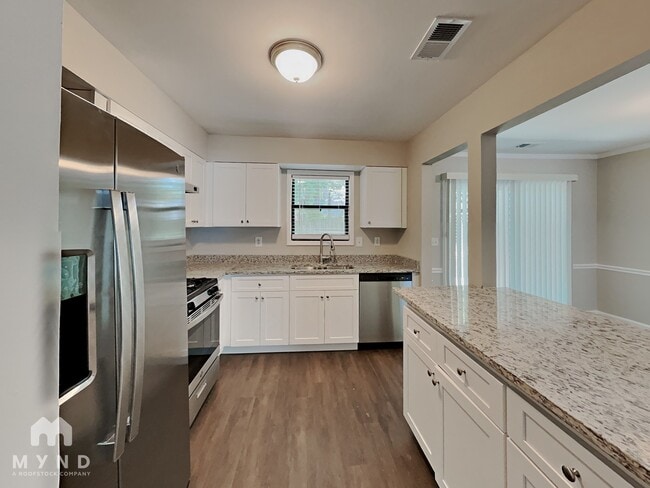 Foto del edificio - 3662 Cobble Mill Ln