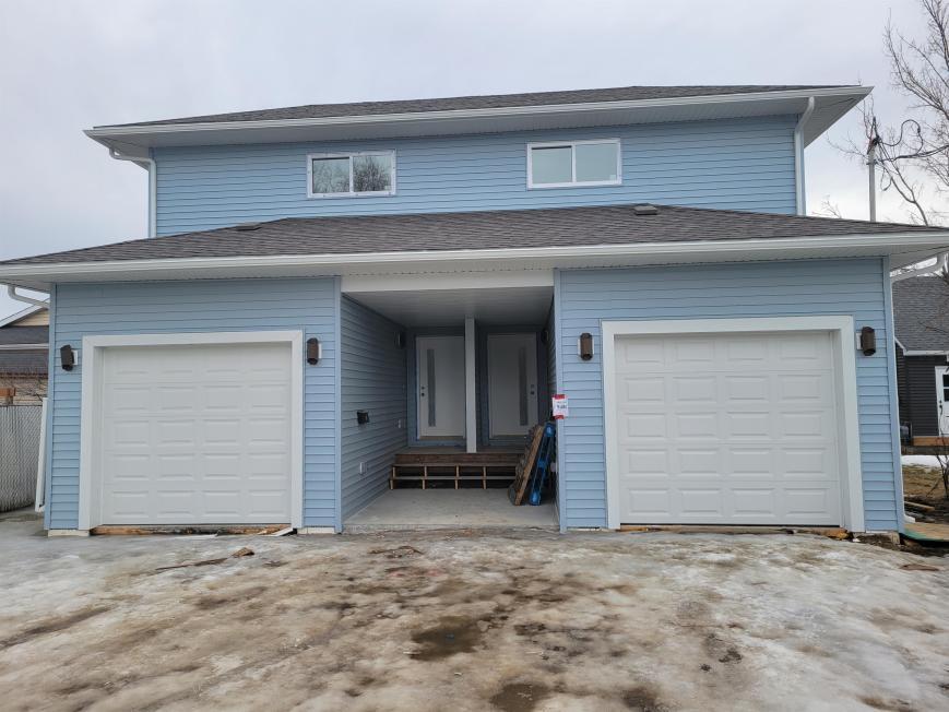 Photo principale - 3 bedroom in Grande Prairie AB T8V 1B5