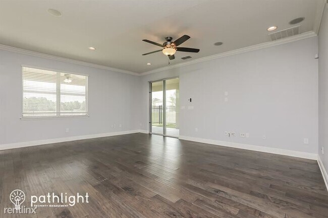 Building Photo - 5 br, 3 bath House - 10618 Inside Loop UNIT