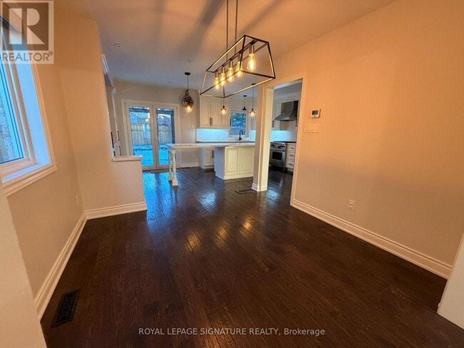 Building Photo - 2129 Glenfield Rd