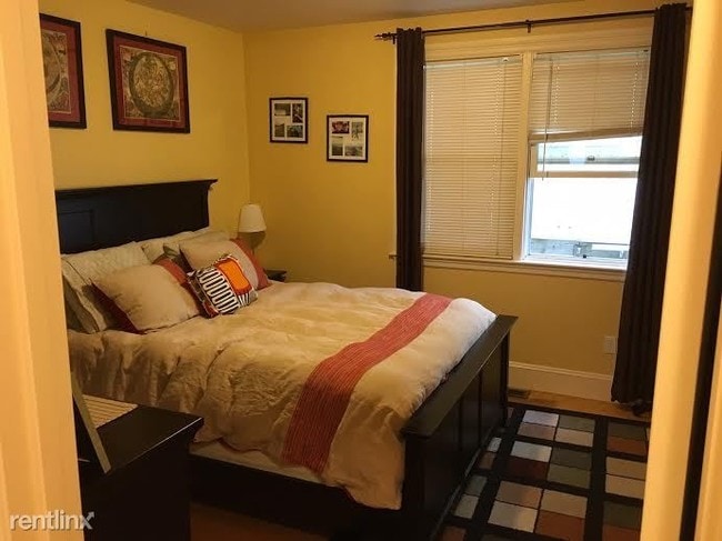 Building Photo - 3 br, 2 bath Apartment - 164 Boylston St