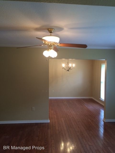 Foto del edificio - 3 br, 2.5 bath House - 12650 E. Sheraton Ave.