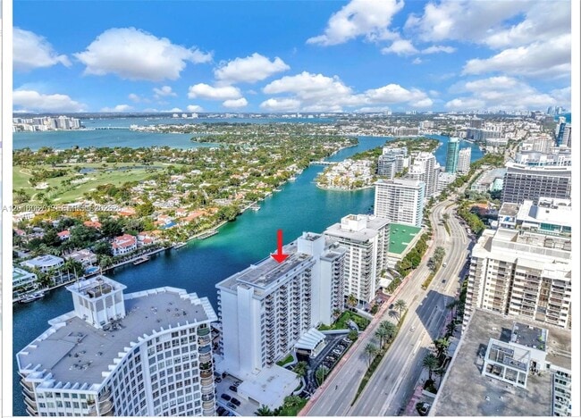 Foto del edificio - 5700 Collins Ave