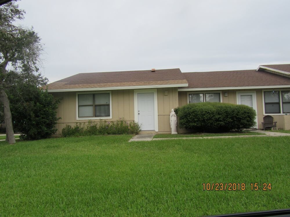 112 Rio Del Mar St Unit A, St. Augustine, FL 32080 Room for Rent in