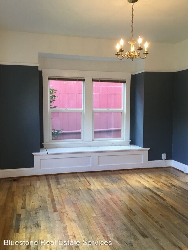 Foto del edificio - 2 br, 2 bath House - 1725 SE Clatsop St.