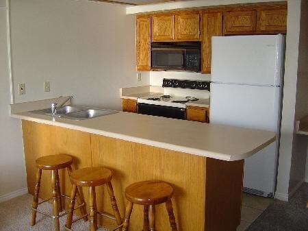 Barra de bar - 907 E 820 N