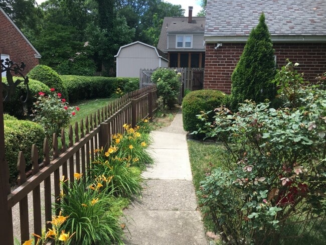 Photo - 3871 Beech St Townhome