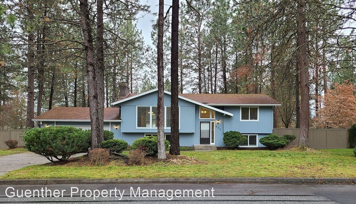 4 Br 2 Bath House 620 E Glencrest Drive House For Rent In Spokane Wa Apartments Com